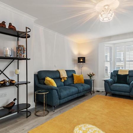 Cottage Mews - Seaside Cottage Parking Terrace เท็นบี ภายนอก รูปภาพ